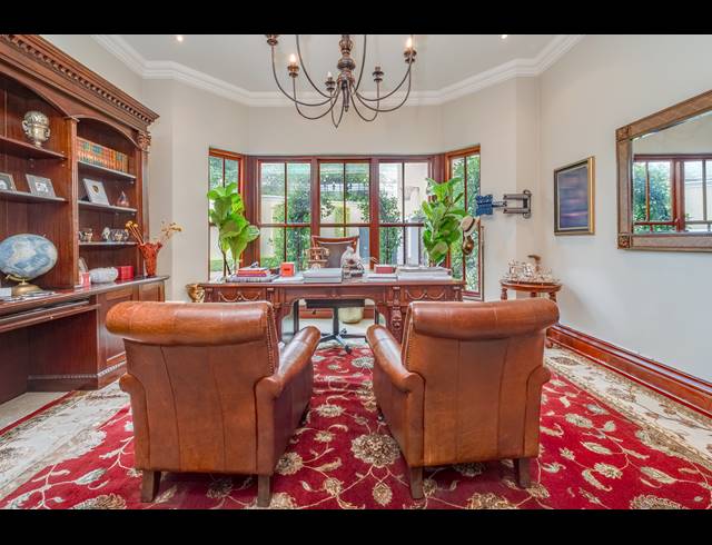 4 BEDROOM HOUSE FOR SALE IN BRYANSTON